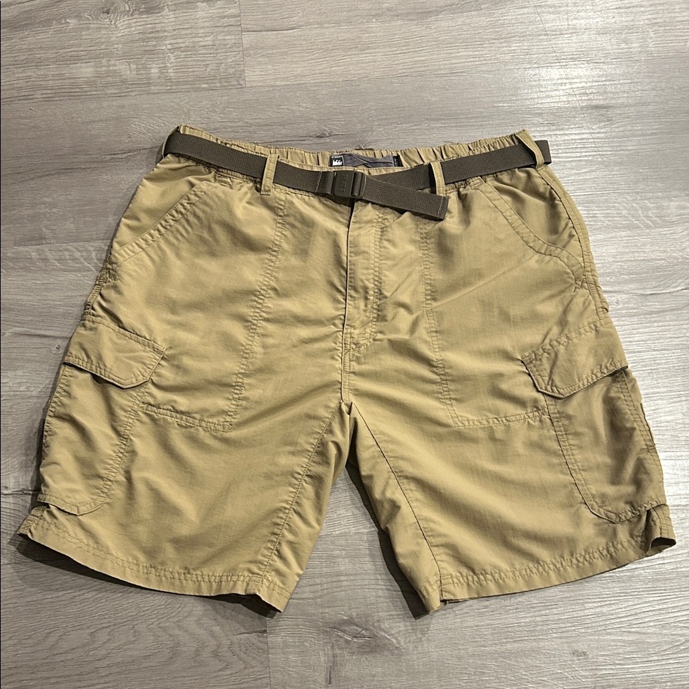 REI | Men’s Shorts